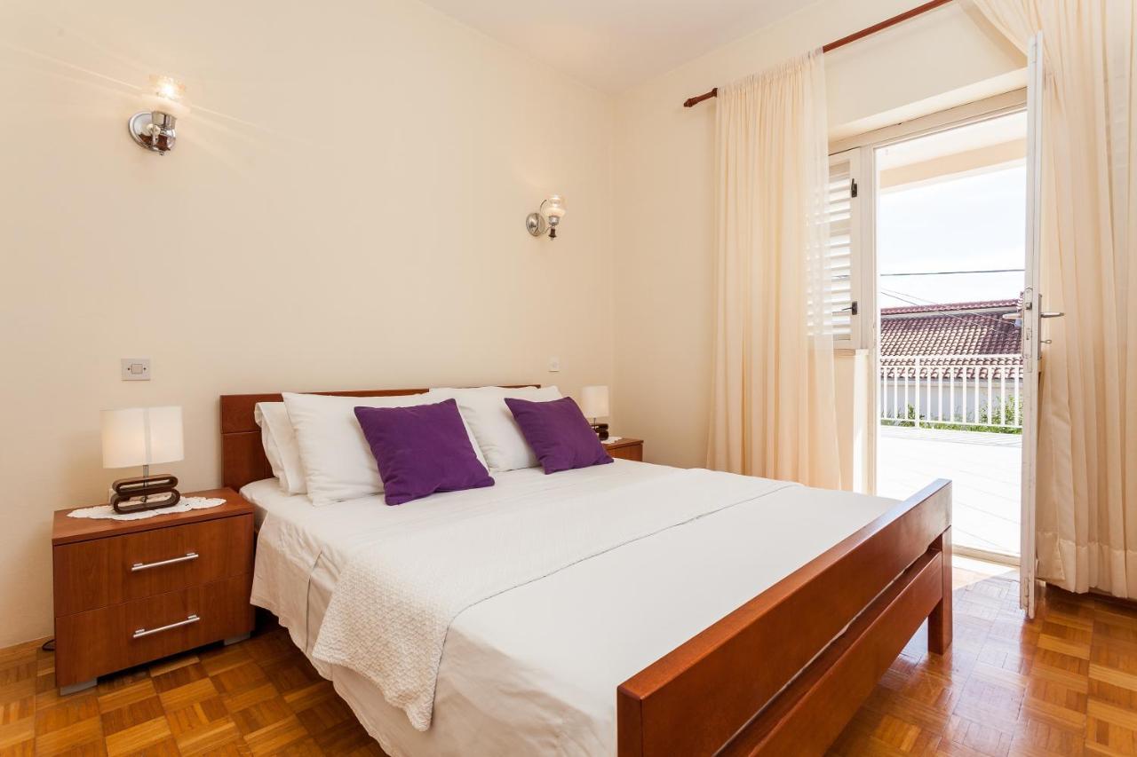 Apartments By The Sea Lumbarda, Korcula - 10049 Exterior photo