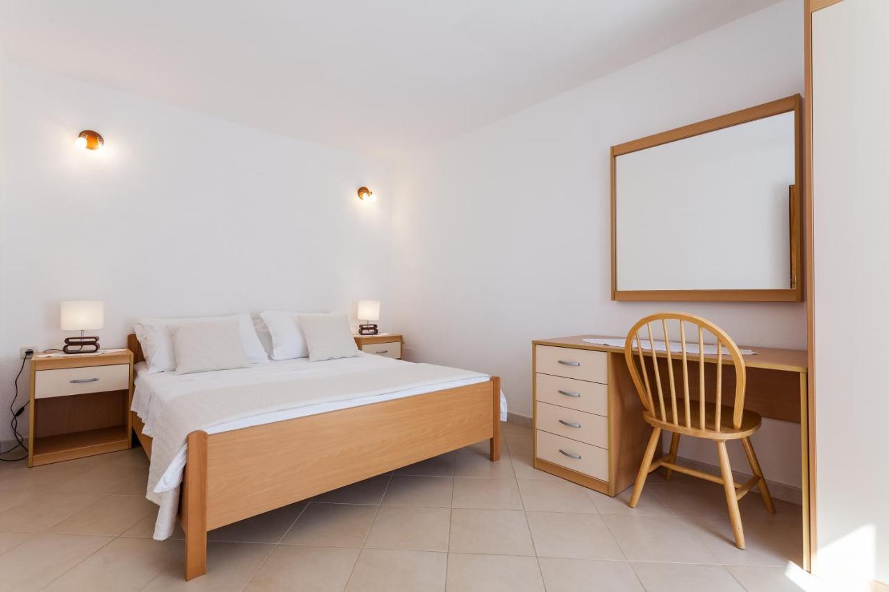 Apartments By The Sea Lumbarda, Korcula - 10049 Exterior photo
